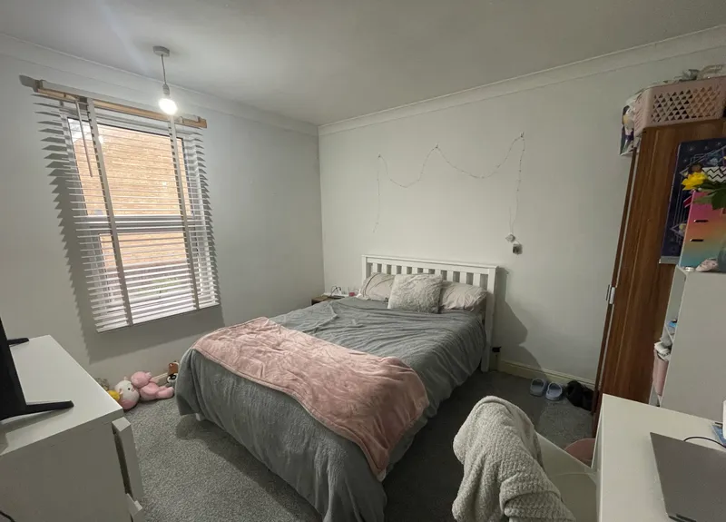 Gaunt St // 3 Bed // JULY 2026 - Image 13